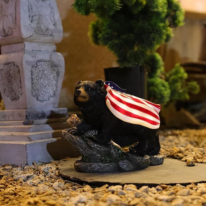 Garden Statue Bear,Solar American Flag Bear Ourdoor Statue,Garden Decor Bears Solar Light,Resin Figurine Lights,Outdoor Decor for Patio,Porch,Balcony,Yard,Lawn