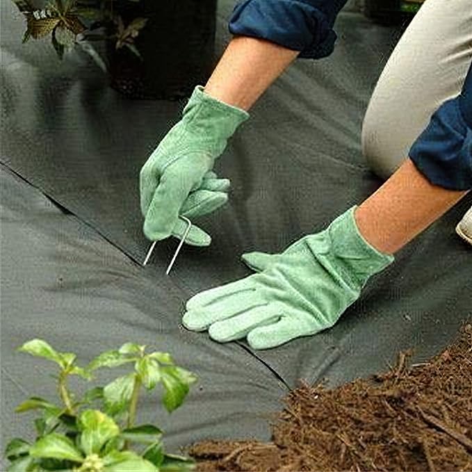 50 PCS Garden Landscape Stakes Staples and Gasket, Thick Heavy Duty Yard Ground Pin for Weed Barrier SodFabric for Weed Barrier Irrigation Tubing Garden Decor, Securing Lawn Fabric, Weed Barrier