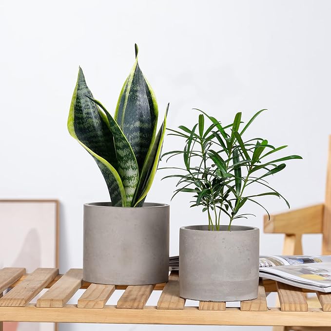 Ekirlin Planters for Indoor Plants, 3.5/4 Inch Plant Pots with Drainage Holes, Removable Rubber Stopper, Non-Slip Soft Pad - Grey Cement Concrete Planter for Most Indoor Outdoor Plants and Flowers