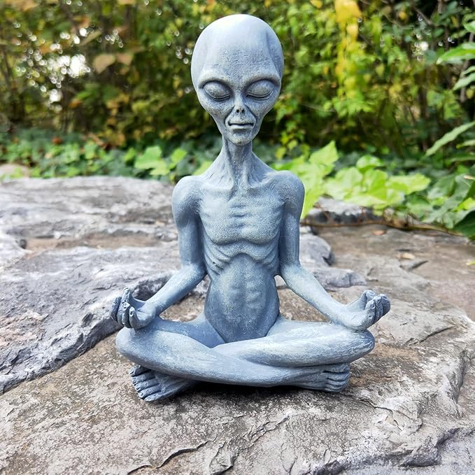 Alien Statue, Meditation Yoga Alien Figure, 6.3" H Resin UFO Alien Sculpture for Home Indoor Outdoor Patio Lawn Yard Decor, Collectable Gift