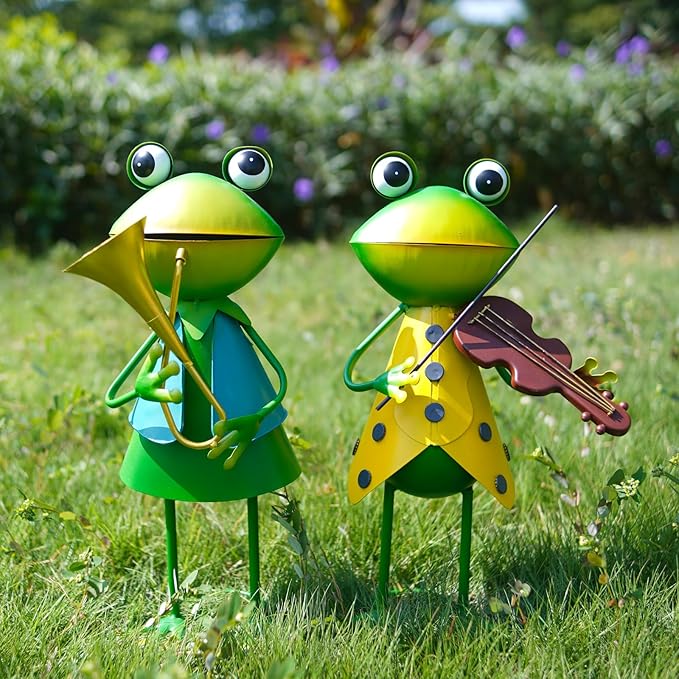 HONGLAND Frog Metal Yard Art - Metal Frog Outdoor Statue - Frog Garden Decorations - 3D Frog Figurine - Christmas Holiday Lawn Patio Yard Garden Decor Gardening Gifts for Women (Violin)