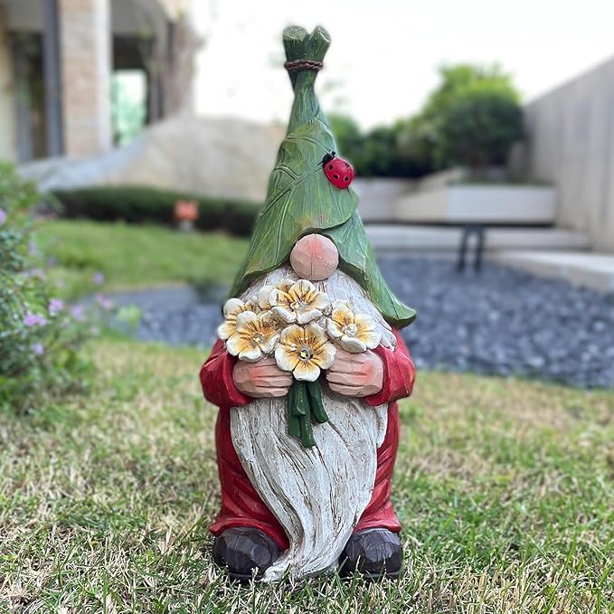 Garden Gnome Statue Outdoor Decor, Solar Garden Gnome Figurine Light, Resin Statues Sculpture for Patio Yard Lawn Outdoor Decorations